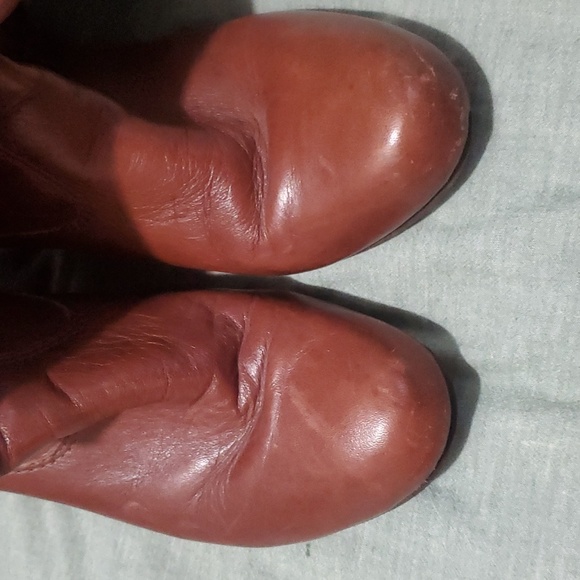 Guess Boots - Picture 2 of 3